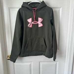 Under Armour Dark Olive Green Pink Camo Semi-Fitted Long Sleeve Hood Sweatshirt